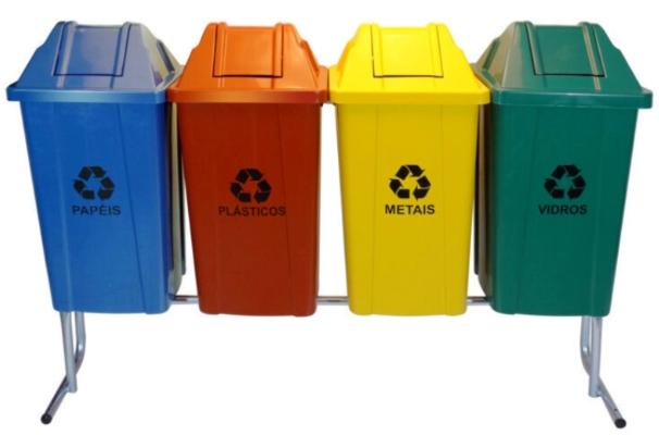 CONJUNTO PARA COLETA SELETIVA COM 4 CESTOS DE 60L